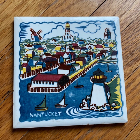 Vintage Nantucket Tile by Wheeling - Picture 1 of 3